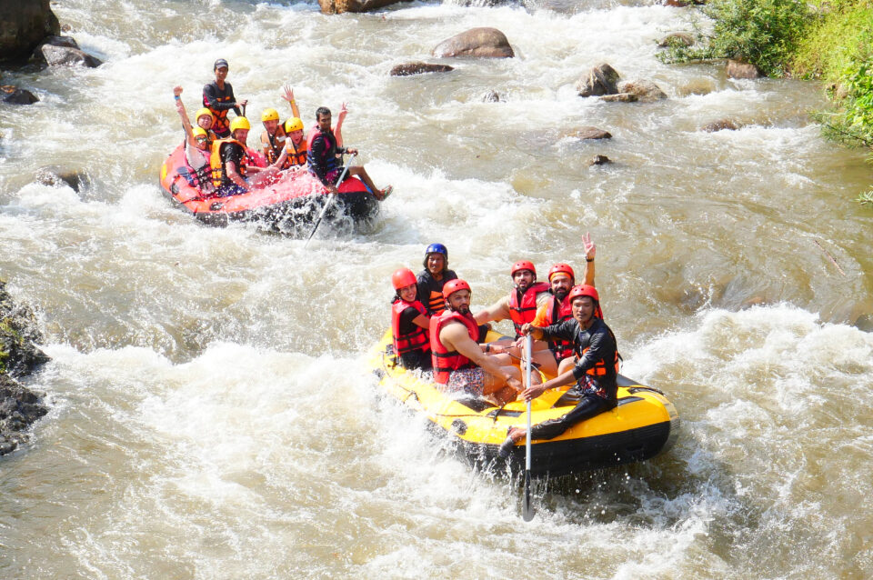LE Rafting